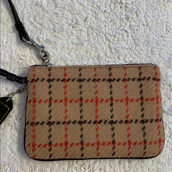 NWOT Coach Tweed Wristlet - Picture 3 of 7